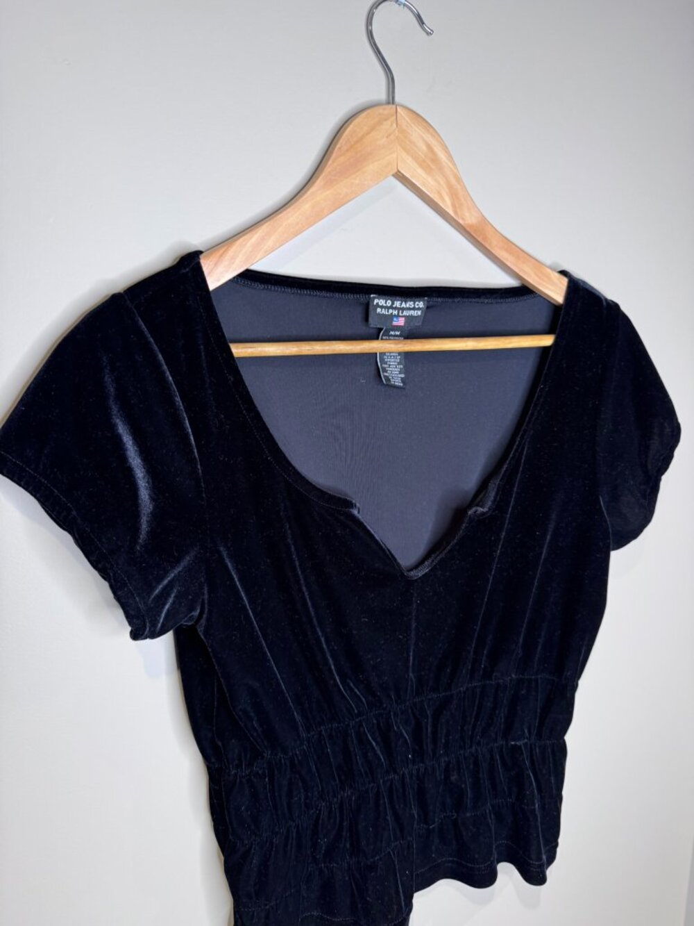 Ralph Lauren (Vintage) | Black Velvet Top | Medium - Picture 4 of 7